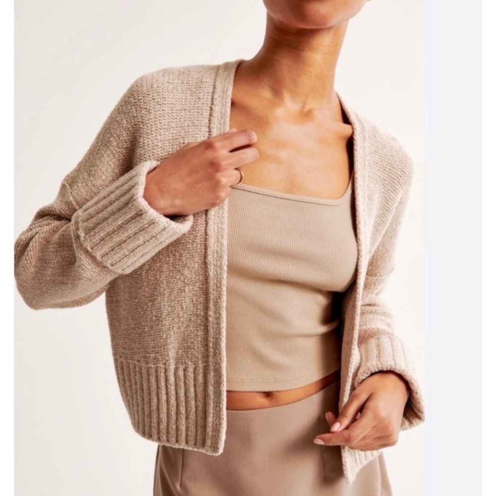 NEW Abercrombie &‎ Fitch Soft Knit Open Front Cropped Cardigan Sweater Large
